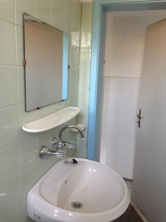 Pink Guest House Obzor Quarto foto